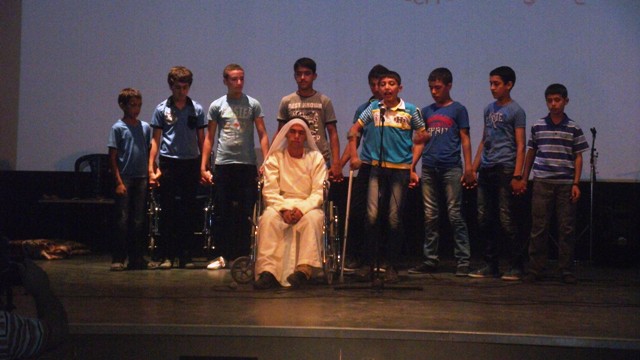 http://al-jaleel.org/ar/uploads/2052013-024302AM-10.jpg